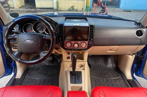 Second hand 2010 Ford Everest 2.5L Limited AT 