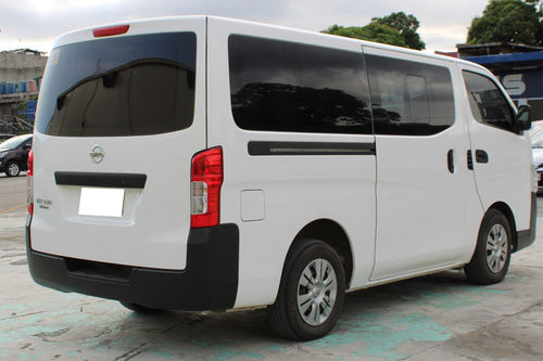 Old 2018 Nissan NV350 Urvan Standard 15-Seater