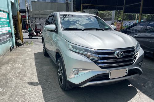 Second hand 2020 Toyota Rush 1.5 E AT 