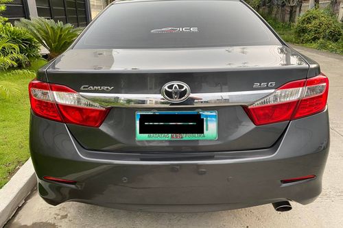 Old 2013 Toyota Camry 2.4G