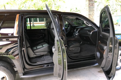 Old 2019 Chevrolet Suburban 4X2 LT