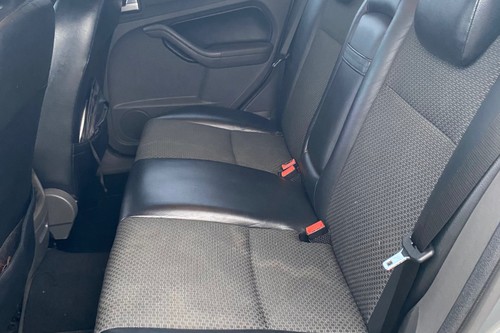 Used 2005 Ford Focus Hatchback 2.0L Sport Gasoline AT