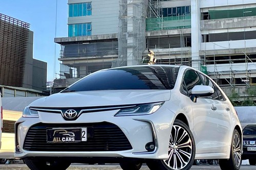 Second hand 2020 Toyota Corolla Altis 1.6 V CVT 