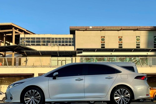 Second hand 2020 Toyota Corolla Altis 1.6 V CVT 