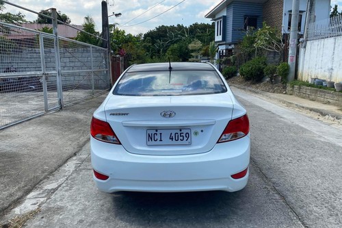 Second hand 2016 Hyundai Accent 1.4 E MT 