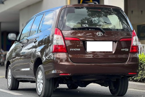 Old 2016 Toyota Innova Diesel AT 2.5 E