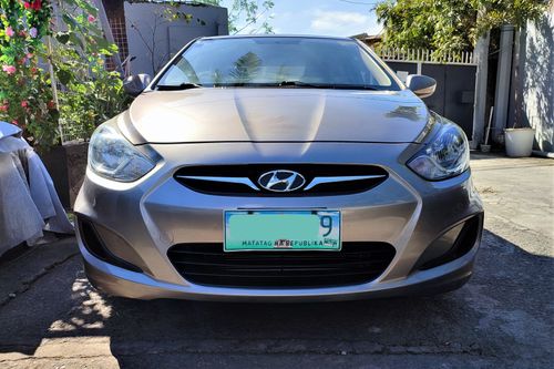 Second hand 2011 Hyundai Accent 1.4 GL 6AT 