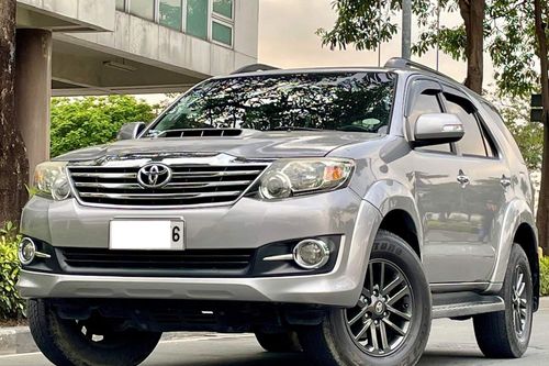 2nd Hand 2015 Toyota Fortuner Dsl MT 4x2 2.5 G