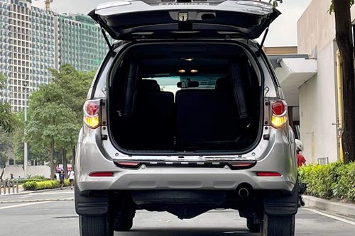 Old 2015 Toyota Fortuner Dsl MT 4x2 2.5 G