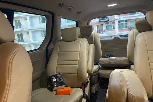 Second hand 2014 Hyundai Grand Starex 2.5 Gold Dsl 