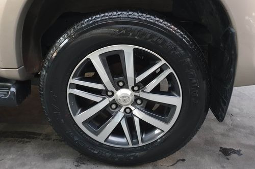 Used 2013 Toyota Fortuner Gas AT 4x2 2.7 G