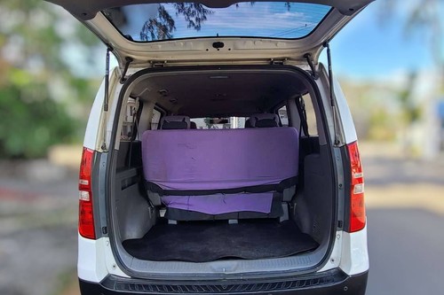 Old 2016 Hyundai Grand Starex 2.5 GL 5M/T (Dsl)