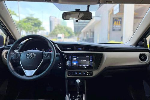Used 2017 Toyota Corolla Altis 1.6 V CVT