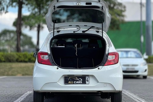 Second hand 2020 Honda Brio V CVT 