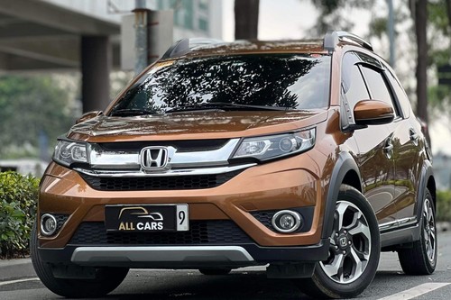 Second hand 2017 Honda BR-V 1.5 V CVT 