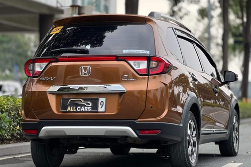 Old 2017 Honda BR-V 1.5 V CVT