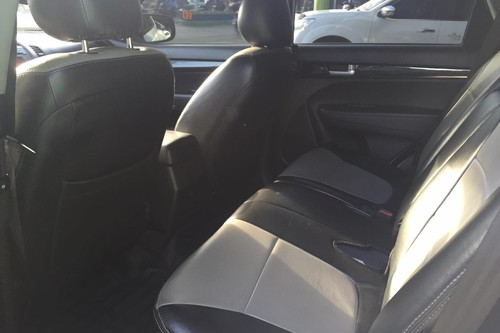 Second hand 2012 Kia Sorento 2.2L EX CRDi AWD AT 