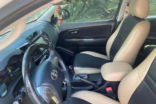 Used 2015 Toyota Fortuner 2.4 G Diesel 4x2 AT