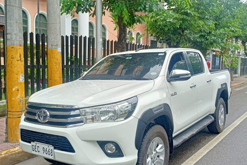 Second hand 2017 Toyota Hilux 2.4 G DSL 4x2 A/T 