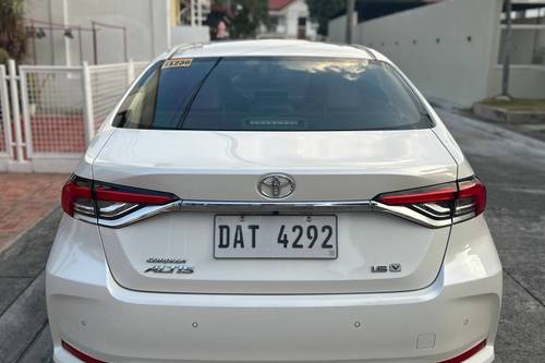 Second hand 2021 Toyota Corolla Altis 1.6 V CVT 