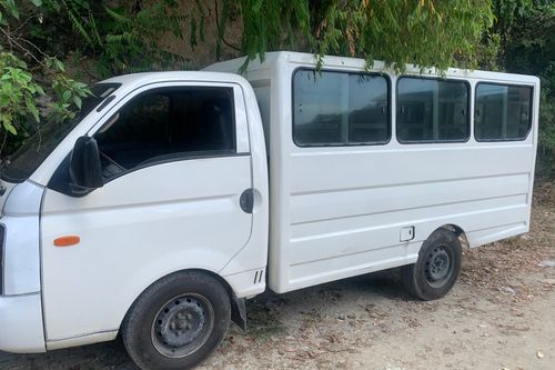 Second hand 2009 Hyundai H-100 2.6 GL 5M/T (Dsl-With AC) 