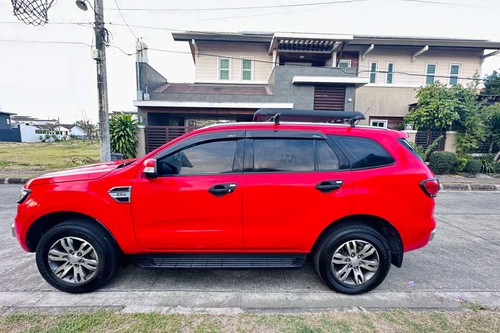 Old 2016 Ford Everest 2.0L Turbo Trend 4x2 AT