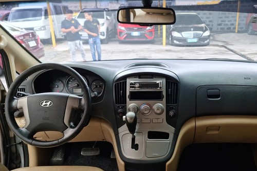 Used 2014 Hyundai Starex 2.5L Gold AT