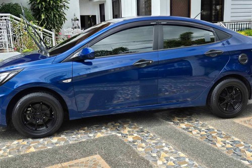 Second hand 2017 Hyundai Accent 1.4 GL 6AT w/o Airbags 