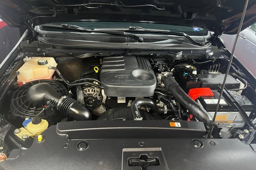 Second hand 2014 Ford Ranger 2.0L Turbo XLT 4x2 AT 