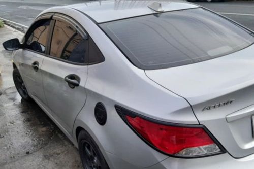 Second hand 2015 Hyundai Accent 1.4 E MT 