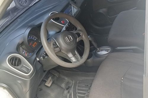 Second hand 2016 Honda Mobilio 1.5 V CVT 