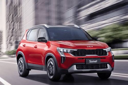 Old 2025 Kia Sonet 1.5 LX AT