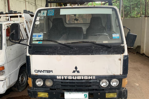 2nd Hand 2009 Mitsubishi L300 2.5L Versa Van MT