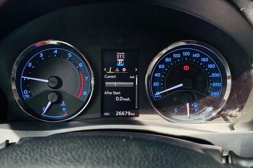 2018 Toyota Corolla Altis