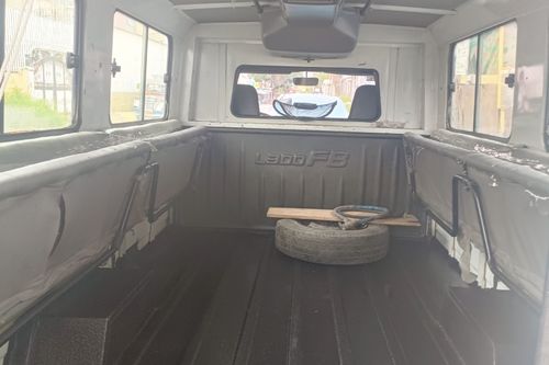 2016 Mitsubishi L300