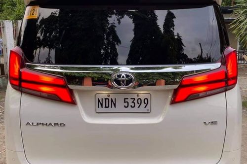 Second hand 2019 Toyota Alphard 3.5 Gas AT 