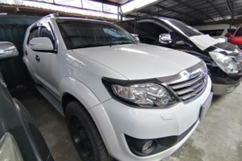 2nd Hand 2012 Toyota Fortuner Dsl AT 4x2 2.5 G