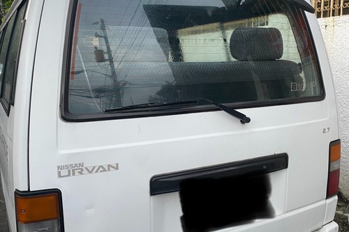 Old 2007 Nissan Urvan 12 Seater ESCAPADE