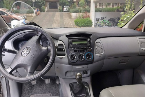 Second hand 2010 Toyota Innova 2.0L J MT 