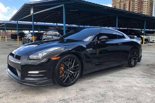 Old 2012 Nissan GT-R Nismo