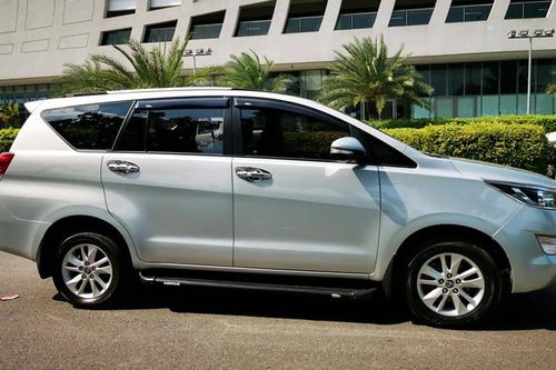 Old 2017 Toyota Innova 2.8 G Diesel AT