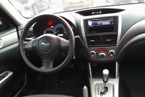 Old 2009 Subaru Forester 2.0 AT