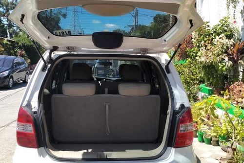 2nd Hand 2013 Nissan Grand Livina LUXURY