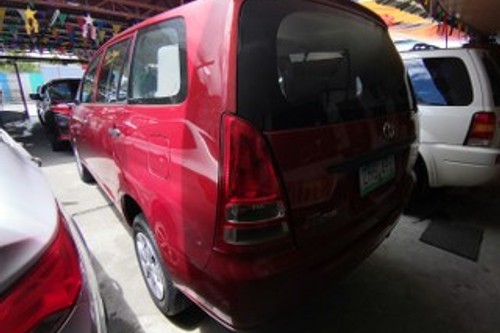 Second hand 2007 Toyota Innova 2.5L J MT 