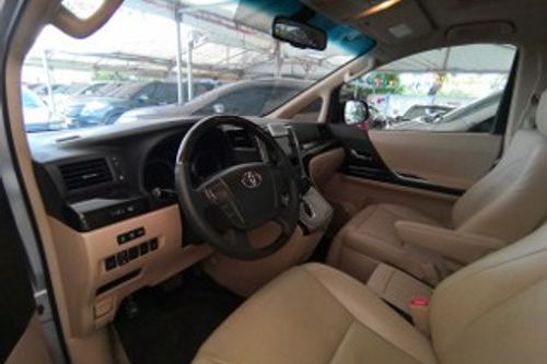 Used 2013 Toyota Alphard 3.5L AT