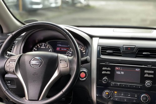 Used 2015 Nissan Altima 2.5 SV