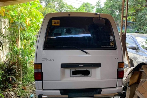 Second hand 2015 Nissan Urvan 18 Seater VX 