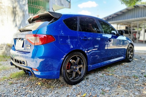 Old 2009 Subaru Impreza 2.0i S