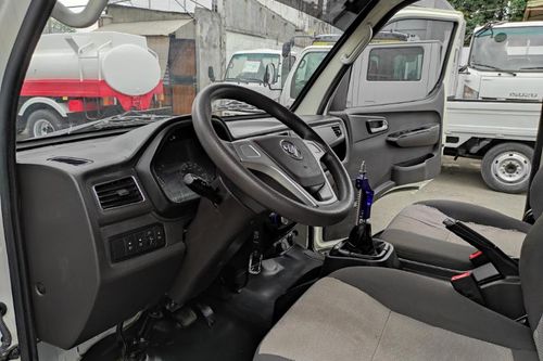 Used 2020 Foton Gratour TM 300 MPV 16 Seater