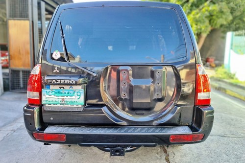 Second hand 2004 Mitsubishi Pajero GLS 3.8 V6 Gas 4WD AT 